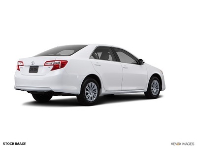 toyota camry 2013 sedan le gasoline 4 cylinders front wheel drive 6 speed automatic 76053