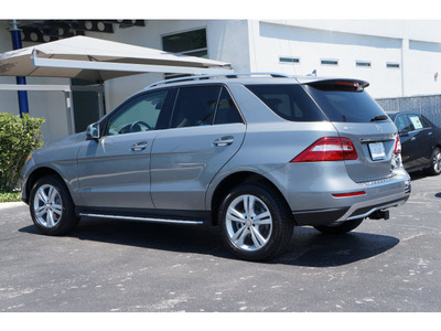 mercedes benz m class 2013 gray suv ml350 gasoline 6 cylinders rear wheel drive shiftable automatic 78216