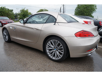 bmw z4 2011 beige sdrive35i gasoline 6 cylinders rear wheel drive automatic 78729