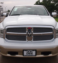 ram 1500 2013 white pickup truck laramie longhorn gasoline 8 cylinders 2 wheel drive automatic 76011