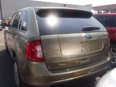 ford edge 2013 gold sel gasoline 6 cylinders all whee drive automatic 07724