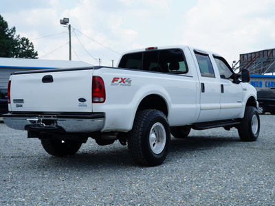 ford f 250 super duty 2005 white xlt diesel 8 cylinders 4 wheel drive automatic 27569