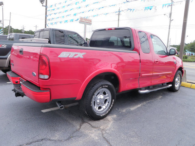ford f 150 2003 red xlt gasoline 8 cylinders sohc rear wheel drive automatic 32401