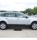 subaru outback 2013 silver wagon 2 5i gasoline 4 cylinders all whee drive 6 speed manual 77099