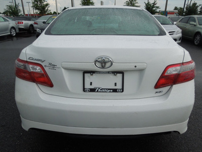 toyota camry 2007 white sedan se gasoline 4 cylinders front wheel drive automatic 34788