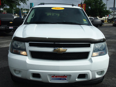 chevrolet tahoe 2007 white suv gasoline 8 cylinders rear wheel drive 4 speed automatic 78214