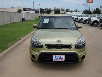 kia soul 2012 green hatchback gasoline 4 cylinders front wheel drive automatic 76108