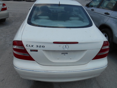 mercedes benz clk320