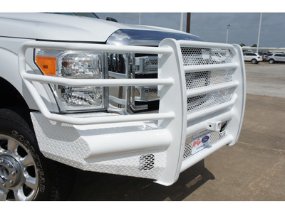ford f 350 super duty 2011 white lariat biodiesel 8 cylinders 4 wheel drive automatic 77539