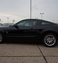 ford mustang 2014 black coupe v6 premium gasoline 6 cylinders rear wheel drive automatic 75062