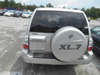 suzuki xl7