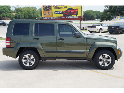 jeep liberty 2008 green suv sport gasoline 6 cylinders 2 wheel drive automatic with overdrive 78130