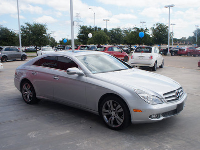 mercedes benz cls class 2009 silver coupe cls550 gasoline 8 cylinders rear wheel drive automatic 76108