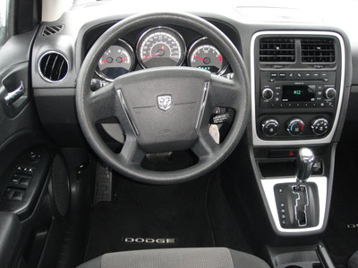 dodge caliber 2010 white hatchback sxt gasoline 4 cylinders front wheel drive automatic 62034