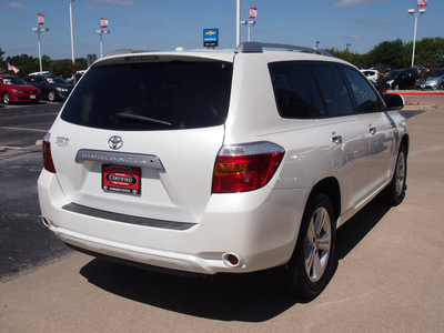 toyota highlander 2010 white suv limited gasoline 6 cylinders front wheel drive automatic with overdrive 77802
