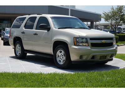 chevrolet tahoe 2007 gold suv ls 8 cylinders automatic 77074