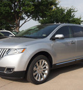 lincoln mkx 2013 silver suv gasoline 6 cylinders front wheel drive automatic 76011