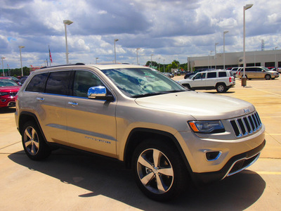 jeep grand cherokee 2014 beige suv limited gasoline 6 cylinders 2 wheel drive automatic 77375