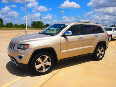 jeep grand cherokee 2014 beige suv limited gasoline 6 cylinders 2 wheel drive automatic 77375