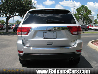 jeep grand cherokee 2013 silver suv limited gasoline 6 cylinders 2 wheel drive automatic 33912