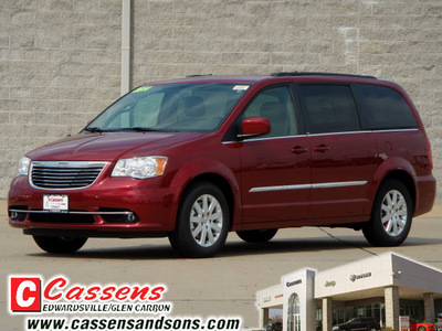 chrysler town country 2014 red van touring flex fuel 6 cylinders front wheel drive automatic 62034