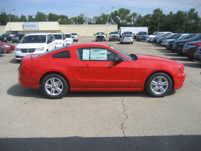 ford mustang 2014 red coupe v6 gasoline 6 cylinders rear wheel drive 6 speed automatic 62863