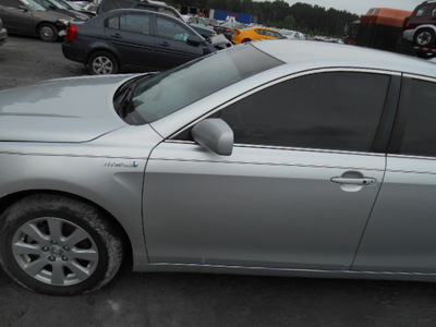 toyota camry hybrid