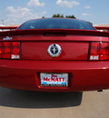 ford mustang 2008 dk  red coupe v6 deluxe gasoline 6 cylinders rear wheel drive 5 speed manual 76210