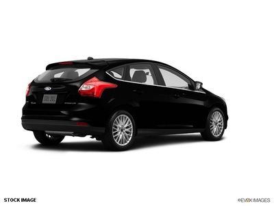 ford focus 2014 hatchback titanium flex fuel 4 cylinders front wheel drive transmission 6 speed automatic 08753