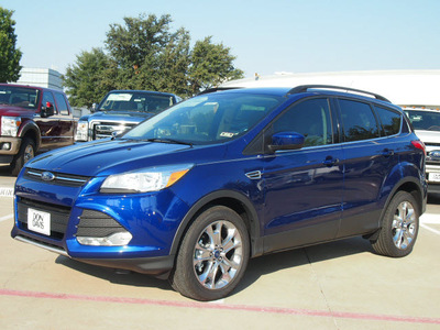 ford escape 2014 blue suv se gasoline 4 cylinders 2 wheel drive automatic 76011