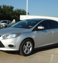 ford focus 2014 silver sedan se flex fuel 4 cylinders front wheel drive automatic 76011