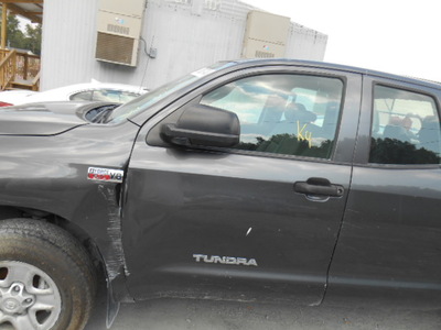 toyota tundra double cab