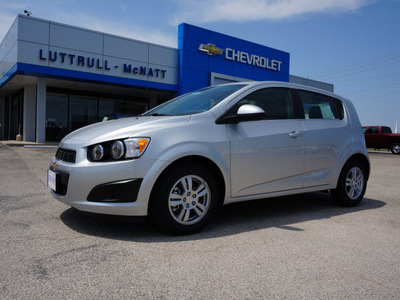 chevrolet sonic 2013 silver hatchback lt auto gasoline 4 cylinders front wheel drive 6 speed automatic 76266
