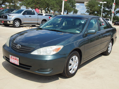 toyota camry 2002 dk  green sedan le gasoline 4 cylinders front wheel drive automatic 78232