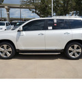 toyota highlander 2013 white suv limited gasoline 6 cylinders front wheel drive automatic 78232