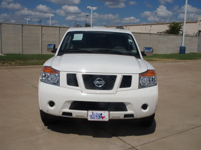 nissan armada 2010 white suv flex fuel 8 cylinders 2 wheel drive automatic 76108