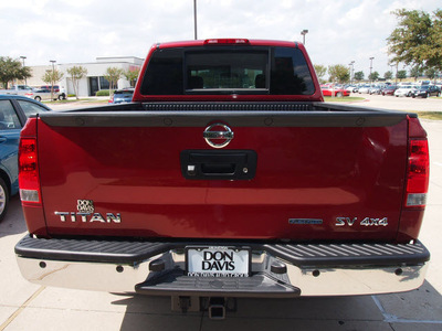 nissan titan 2013 red sv 8 cylinders automatic 76011