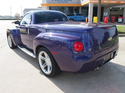 chevrolet ssr 2004 grape ls gasoline 8 cylinders rear wheel drive automatic with overdrive 77539