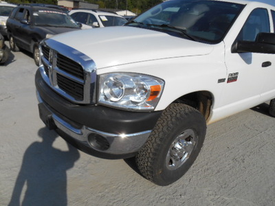 dodge ram 2500 quad