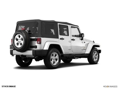 jeep wrangler unlimited 2014 suv gasoline 6 cylinders 4 wheel drive dgj 5 speed auto w5a580 transmission 33021