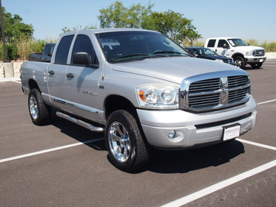 dodge ram 1500 2007 silver laramie gasoline 8 cylinders 4 wheel drive automatic with overdrive 76520