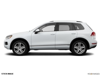 volkswagen touareg 2014 suv vr6 executive 6 cylinders automatic 56001