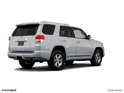 toyota 4runner 2013 silver suv sr5 gasoline 6 cylinders 2 wheel drive 5 speed automatic 27707