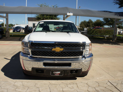 chevrolet silverado 3500hd 2014 white work truck flex fuel 8 cylinders 4 wheel drive automatic 76051