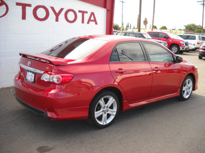 toyota corolla 2013 red sedan gasoline 4 cylinders front wheel drive automatic 79925