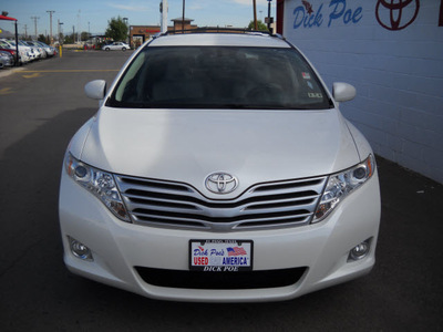 toyota venza 2010 white suv gasoline 6 cylinders front wheel drive automatic 79925