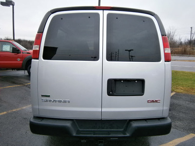 gmc savana 2010 silver van flex fuel not specified rear wheel drive automatic 13502