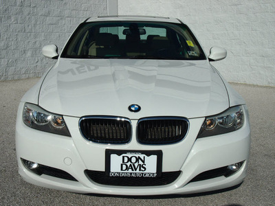 bmw 3 series 2011 white sedan 328i gasoline 6 cylinders rear wheel drive automatic 76011