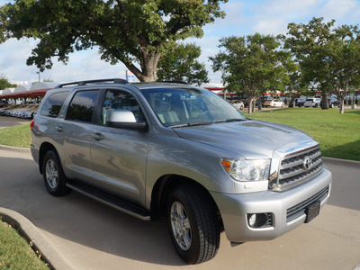 toyota sequoia 2010 silver suv sr5 gasoline 8 cylinders 2 wheel drive 6 speed automatic 76210