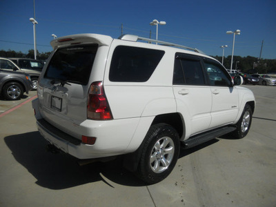 toyota 4runner 2005 white suv sport edition gasoline 8 cylinders rear wheel drive automatic 75503